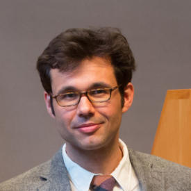 Alex Csiszar