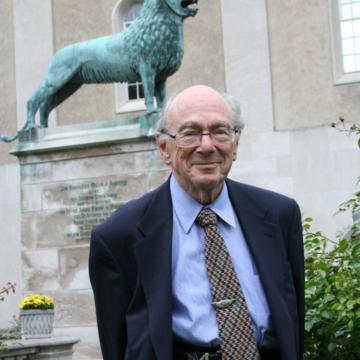 Stanley Hoffmann † 